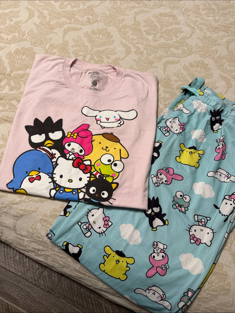 Sanrio adult Pajama Set - Pink shirt size XXL & Blue Sanrio Pants XL